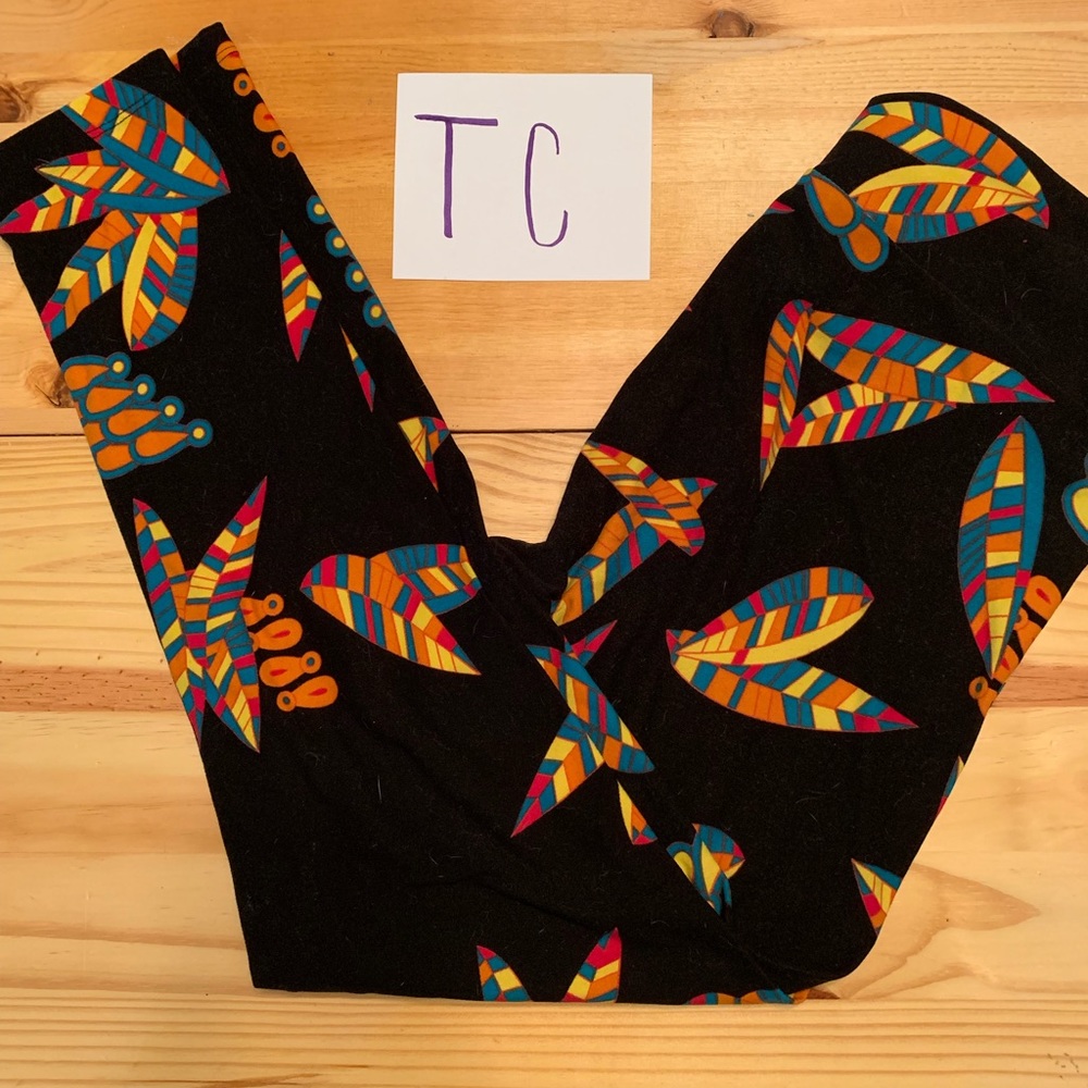 Tall and Curvy LuLaRoe Leggings